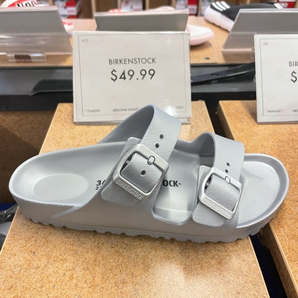 Silver Super Lightweight Footbed Sandals Size 7.5 - Picture 5 of 5